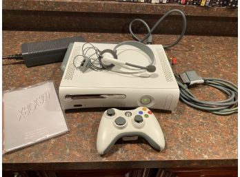 XBOX 360 With Controller