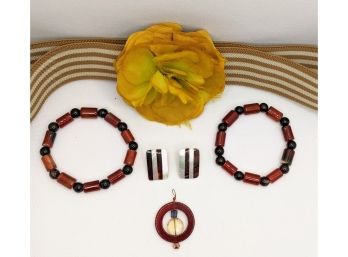 Carnelian & Onyx Bracelets, Carnelian Pendent With Citrine Stone,plus Stretch Belt , Nifty Vintage Earrings.