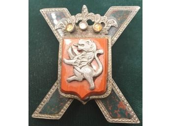 X Shape Antique Pin And Pendant With Lion Crest On Carnelian Surrounded By Semi Precious Stones