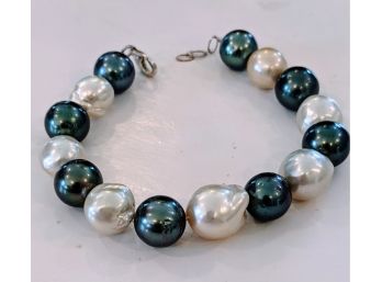 Exquisite South Sea Tahitian Pearls With Sterling Clasp - Retail Price $325