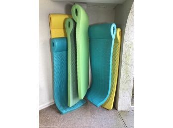 Group Of Six (6) Pool Floats / Lounges By FRONTGATE With Storage / Hanging Rack - SUMMER IS COMING !