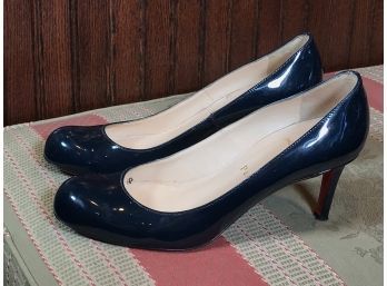 Fabulous Navy Blue CHRISTIAN LOUBOUTIN Patent Leather Heels - 36-1/2' - Beautiful Condition - Red Bottoms !