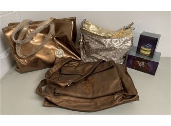 Womens Handbag Lot W/ Brand New Gifts! A8