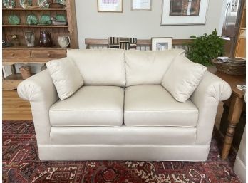 Two-cushion Loveseat