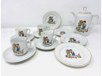 Vintage Child's German 1920s Tea Set