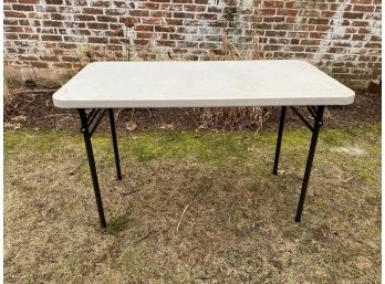 Lightweight Fold-up Table