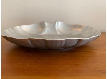 The Wilton Company Pewter Decorative Serving Bowl