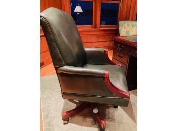 Hunter Green Swivel Desk Chair On Castors W Hobnail Detailing