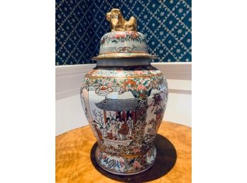 Decorative Chinese Jardiniere W/ Gold Foo Dog Top