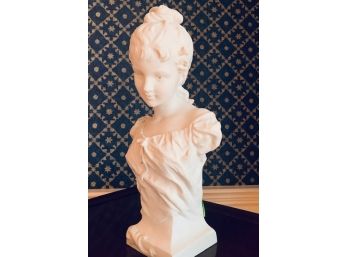 Age Of Innocence / Sweet Female Sculptural Bust