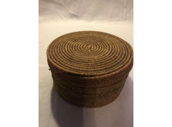 1850 Mini Sewing Basket