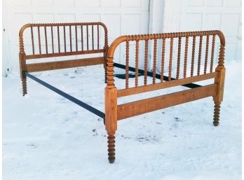 A Vintage Full Size 'Spool' Bedstead