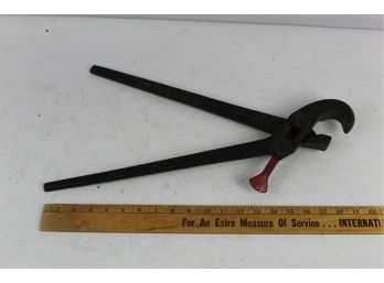 Antique Large Locking Bolt Plyers