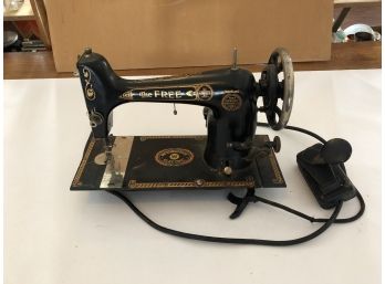 VIntage Sewing Machine