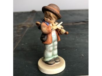 Goebel Hummel Figure 'Petit Violinist' #426