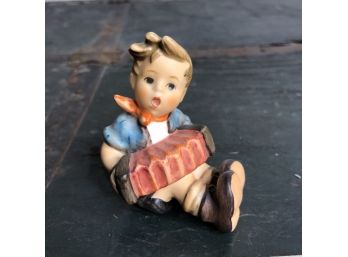 Goebel Hummel Figure 'Boy With Accordion' #734