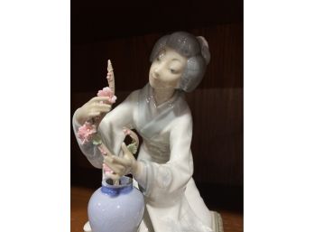 Llardo Japanese Woman Figurine