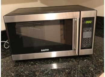 Microwave Oven By Sanyo