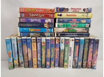 Vintage Assortment Of VHS Tapes - Youth & Children's