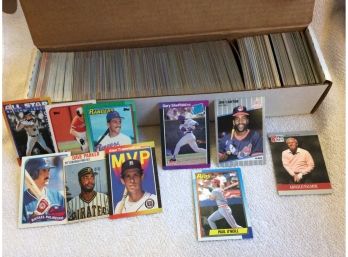 Hundreds Of Baseball - Golf - And Football Cards