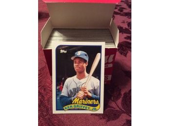 1989 Topps Baseball Complete 132 Card Traded Set With Griffey Rookie