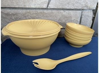 Vintage Tupperware Salad Set