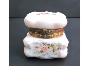 Rare Wavecrest Hand Painted 'Niagra Falls' Lidded Dresser Trinket Box