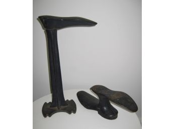 Pair Of Antique Cast Iron Cobblers Shoe Stand & Double Shoe Form