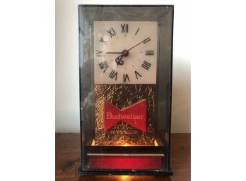 Vintage Light Up Budweiser Clock: Brewery Memorabilia: Bar Lamp