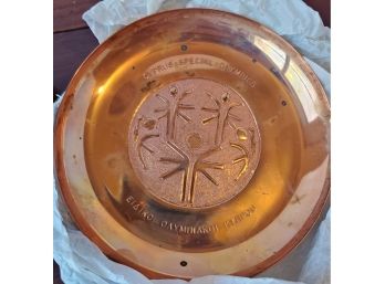 Beautifully Designed Bronze Commemorative Bowl From The Special Olympics That Were Held In Cyprus 4 3/4' Diam