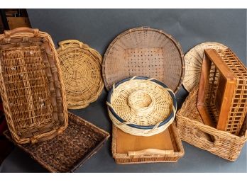 A Lot Of Assorted Baskets