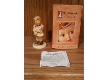 Goebel M.J. Hummel Club Girl With Pig Figurine Germany Pigtails