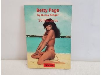 1996 Betty Page By Bunny Yeager 30 Reproduction Postcard Bound Book