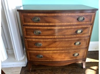 Mahogany Wood With English Finish Chest Of Drawers