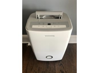 FRIGIDARE Dehumidifier 70 Pint