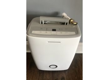 FRIGIDAIRE Dehumidifier 30 Pint