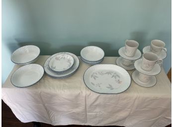 Corelle Dinnerware & Serving Pieces Vitrelle Lot A