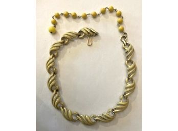 Vintage Necklace In Shades Of Yellow!