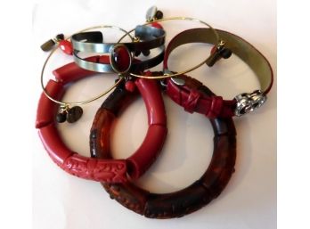 SIX Bangles In Shades Of Red