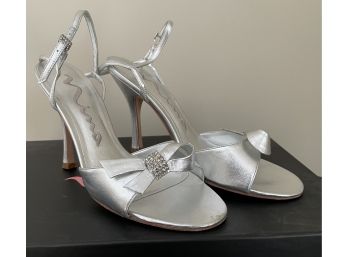 NINA Carle YY Metallic Silver Dress Heels Size 7.5