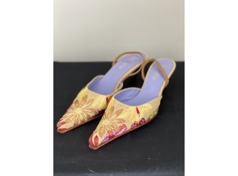 BRIENZA Pale Yellow Floral Heels Size