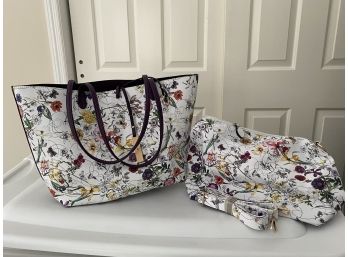 White Floral Travel Bag With Matching Travel Pouch