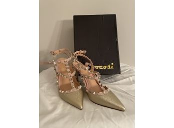 VOCOSI Heels Gold Details And Tan Leather Size 8