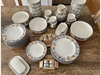 Mikasa 'Garden Harvest' Stoneware Dinnerware