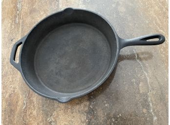 'fresh Australian Kitchen' 12' Cast Iron Skillet