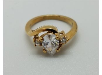 Lovely Vintage Gold Plated Size 7 Ring With Beautiful Large CZ