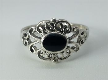 Vintage Sterling Silver Size 7 1/2 Black Onyx Fashion Ring ~ Marked 925