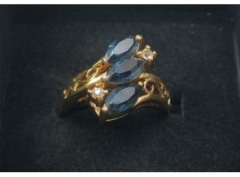 Size 8 Lovely 14 K Gold Plated Ring With Clue And Clear Stones