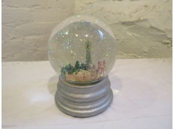 Musical San Francisco Glass Snow Globe