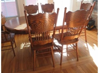 Pressed Back Oak Dining Room Table And 6 Chairs